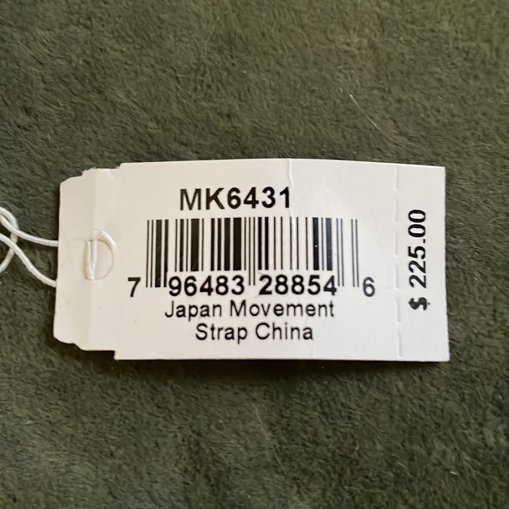 Michael Kors 2 tone rose gold watch with box - Picture 6 of 6